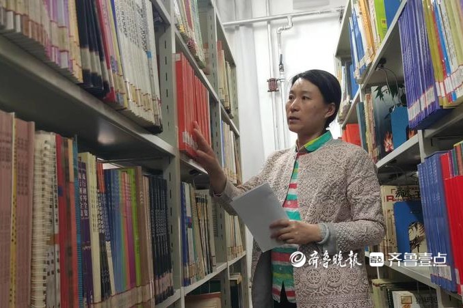 山东高校宝藏图书馆｜走进山艺图书馆，和艺术大师共读一本书