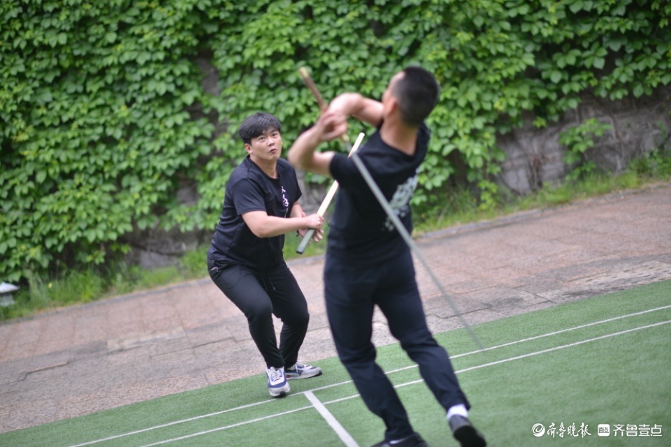 最美身影 | 五一假期泉城论剑