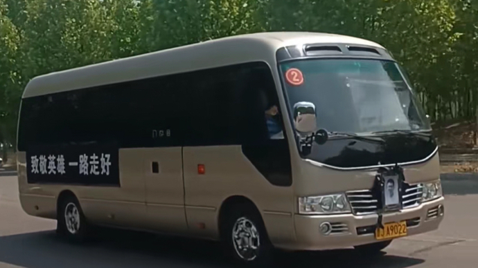 一路走好！宁阳救人英雄，好多私家车自发送王龙最后一程