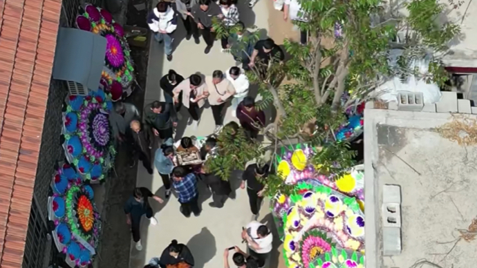 宁阳救人英雄一路走好！看着王龙长大的亲友村民，来送他最后一程