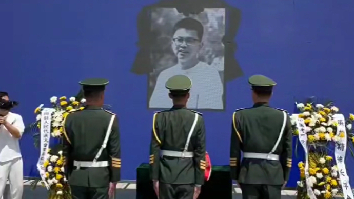 救人英雄王龙孩子所在幼儿园，家长自发募捐十余万元