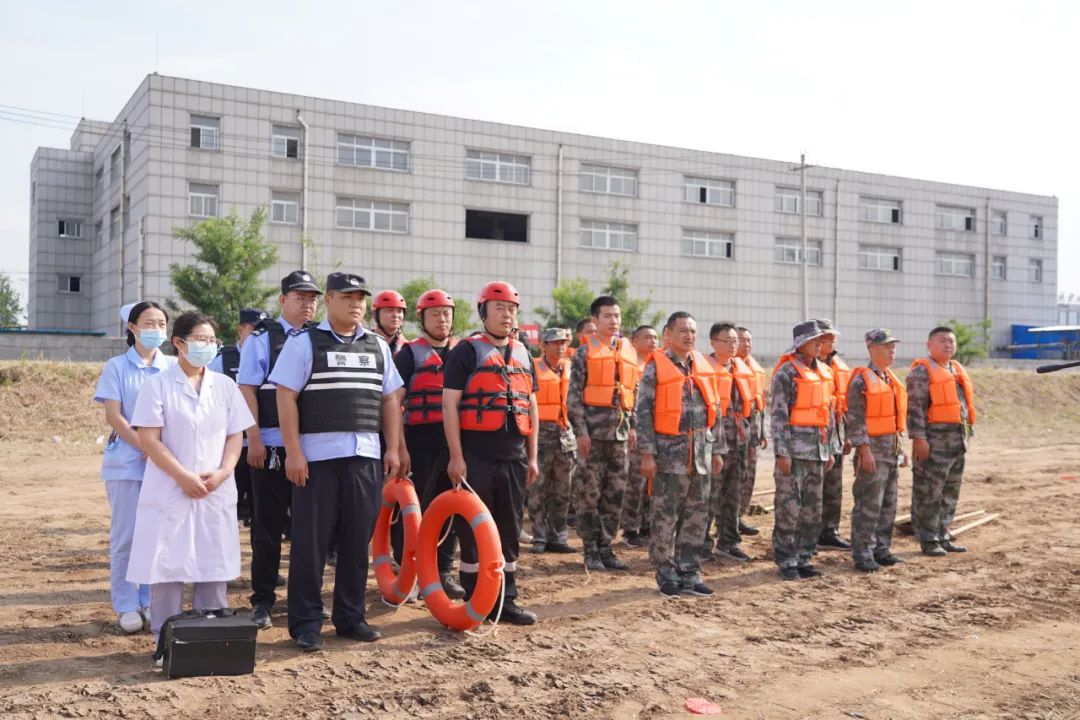 长山镇组织开展2024年防汛抢险应急救援演练