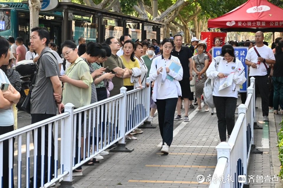 高考進入第三天，學生滿懷信心步入考場