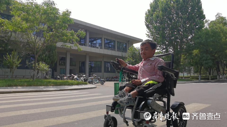 悦读大学｜山大“瓷娃娃”逆袭：成为准研究生，还实现了生活自理