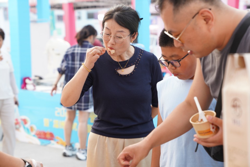 2024齐鲁美食节：市民舌尖上的盛宴，心满意足的美食之旅