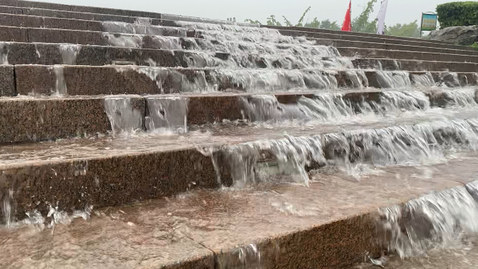 暴雨黄色预警！枣庄市中已开启降雨模式