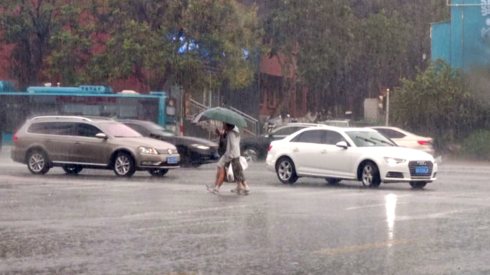 果然视频|台风“格美”带来降雨云系，济南时雨时停湿润凉爽