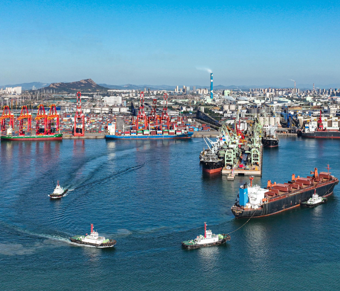 2024年7月28日至31日，由中央网信办网络传播局指导，山东省委网信办、山东省发展改革委、山东省工业和信息化厅主办的“‘链’出新动能”网络主题宣传活动，走进位于淄博、滨州、潍坊、日照的十余家山东企业，聚焦链式发展这一现代产业的显著特点，围绕发展新质生产力布局产业链，揭秘提升产业链供应链韧性和安全水平的“链”接密码，讲好经济大省高质量发展的生动故事。