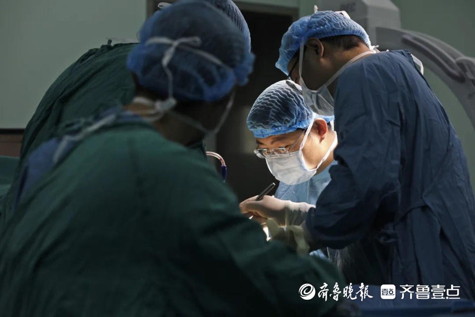 为患者解除病痛，日照市中医医院脊柱骨科守护市民脊柱健康