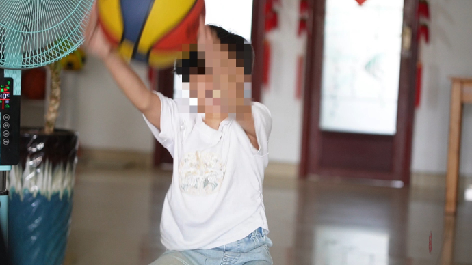 果然视频丨守护“柠檬宝宝”：医院“小熟人”的运动梦