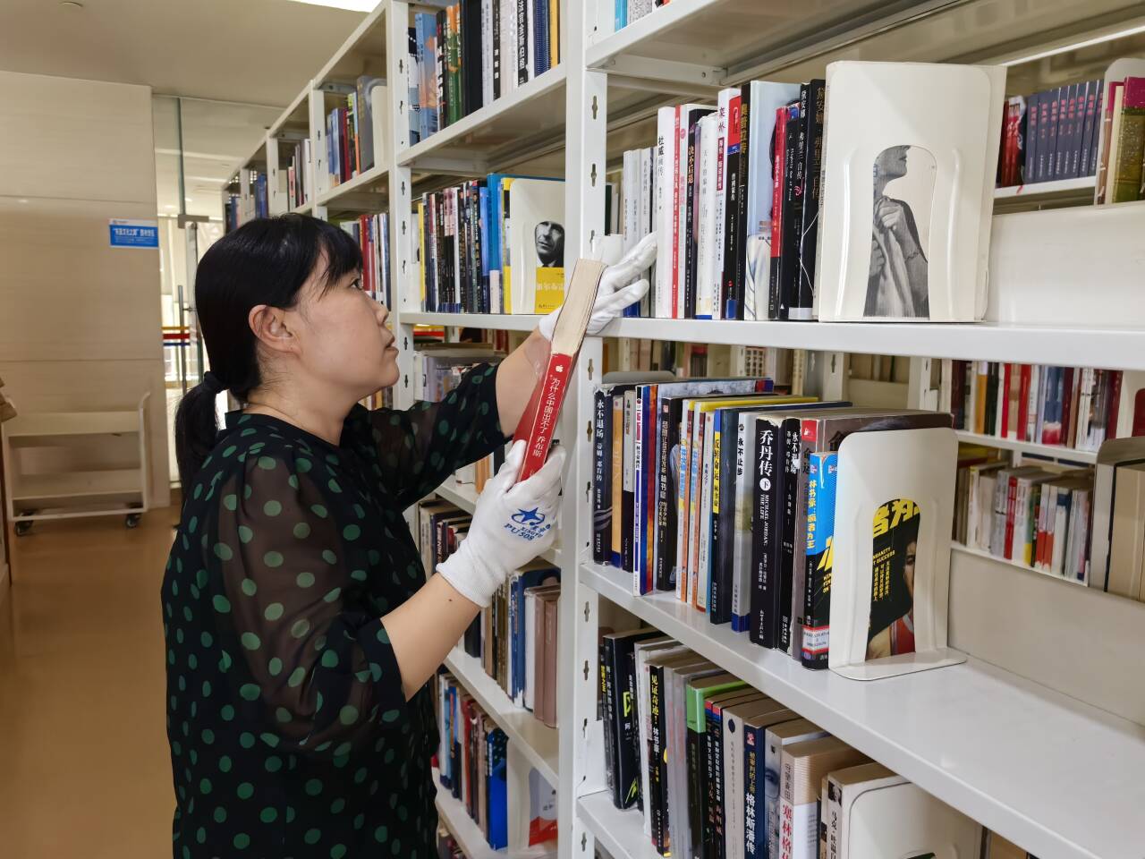 社保卡变借阅卡,潍坊市图书馆暑期接待读者超40万人