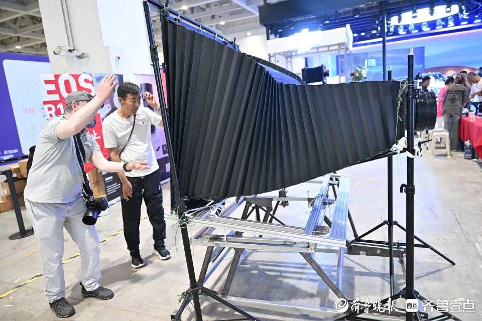 有看头！快来齐鲁（秋季）影像器材嘉年华一睹超大相机