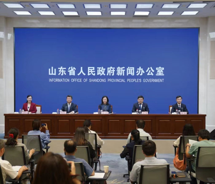 自2019年8月获批设立以来，山东自贸试验区已经走过了五年的征程。五年来，自贸试验区以制度创新为核心，以可复制可推广为基本要求，总体方案112项试点任务已全部实施，深化改革创新方案实施率超过70%，2项改革试点经验、5项“最佳实践案例”在全国推广，制度创新成果数量居第五批自贸试验区前列。