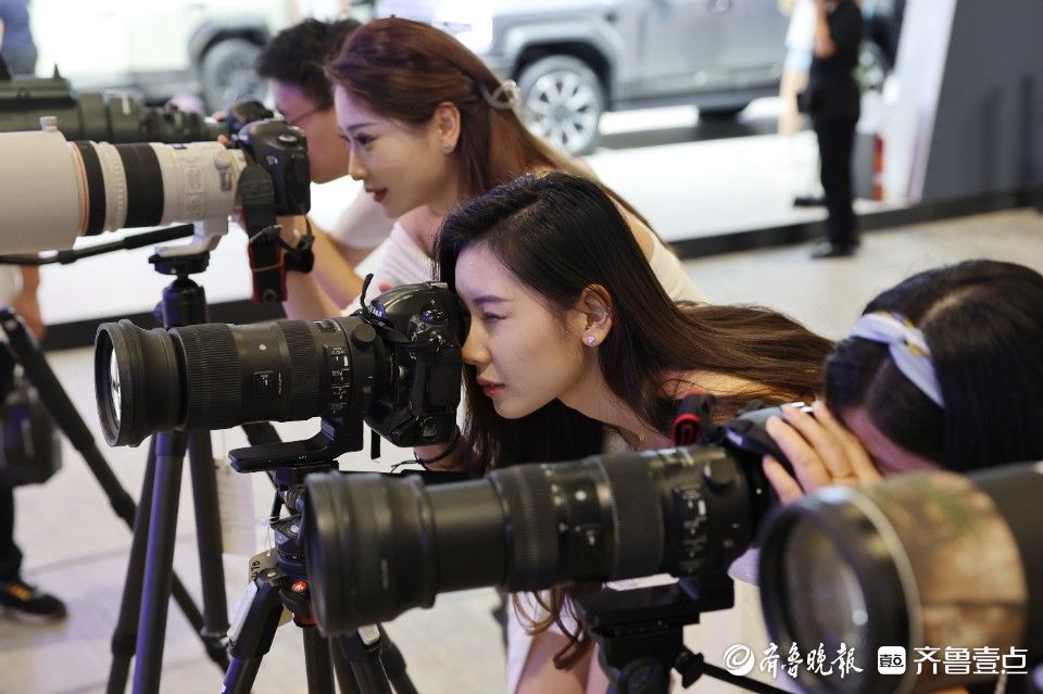 长枪短炮大座机，来齐鲁影像器材嘉年华感受摄影的魅力