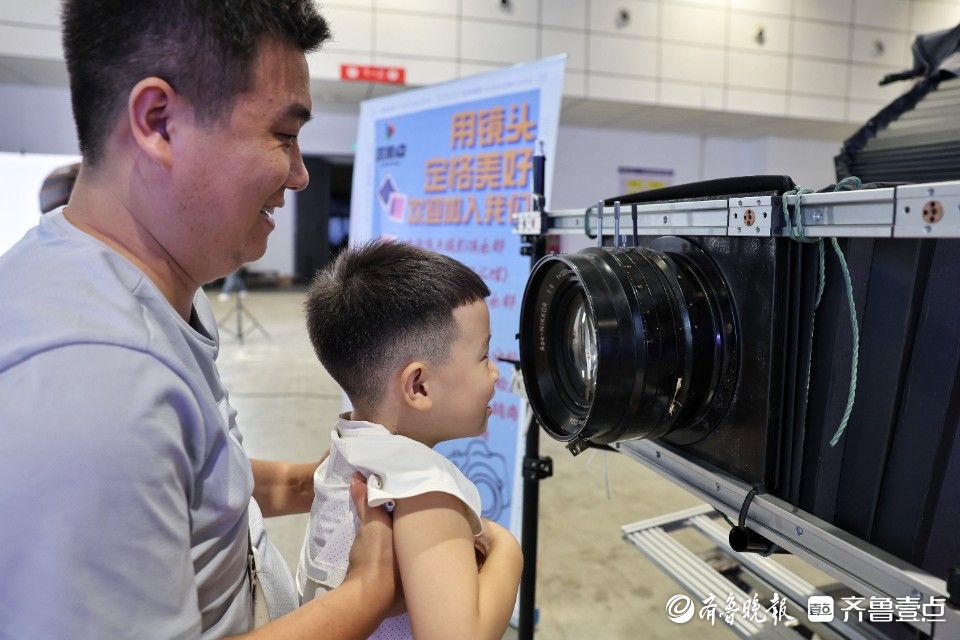 长枪短炮大座机，来齐鲁影像器材嘉年华感受摄影的魅力