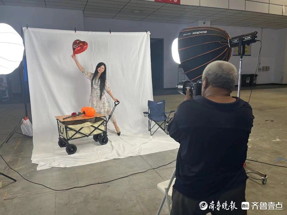 来免费拍写真，齐鲁影像器材嘉年华等你拍大片