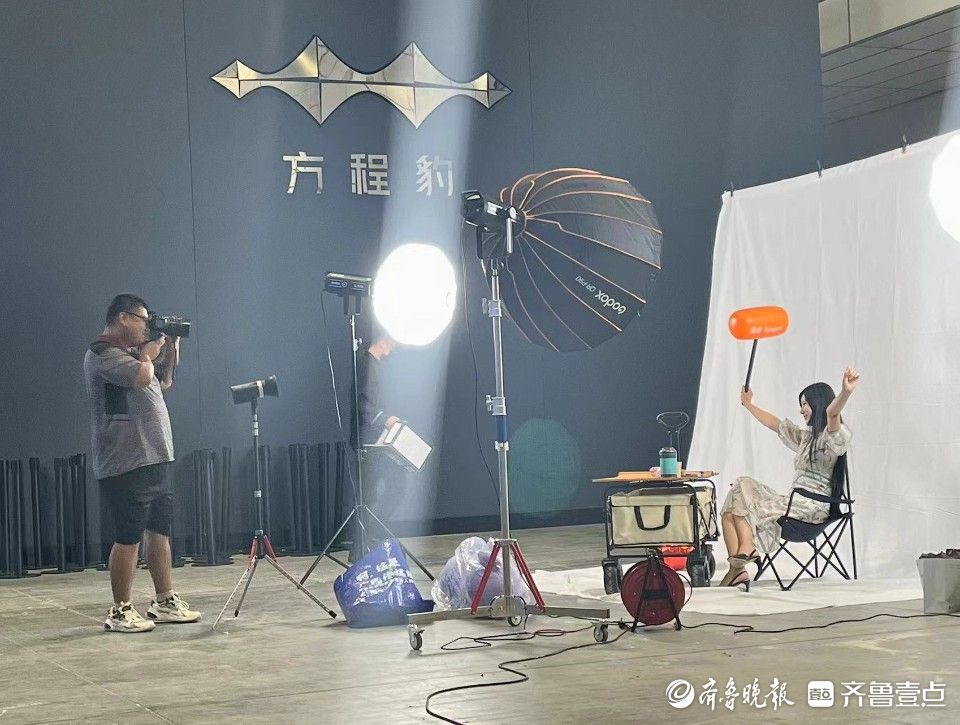 来免费拍写真，齐鲁影像器材嘉年华等你拍大片