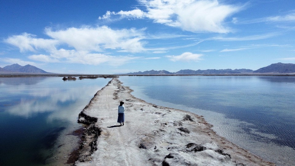 斑斓静谧的大柴旦盐湖，人间绝美