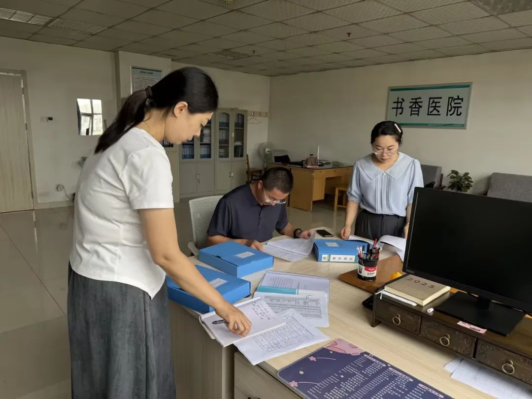 9月10日,齐鲁医药学院顾问高培福教