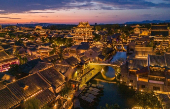 天街掌灯、非遗鱼灯……明水古城80余场中秋活动精彩呈现！