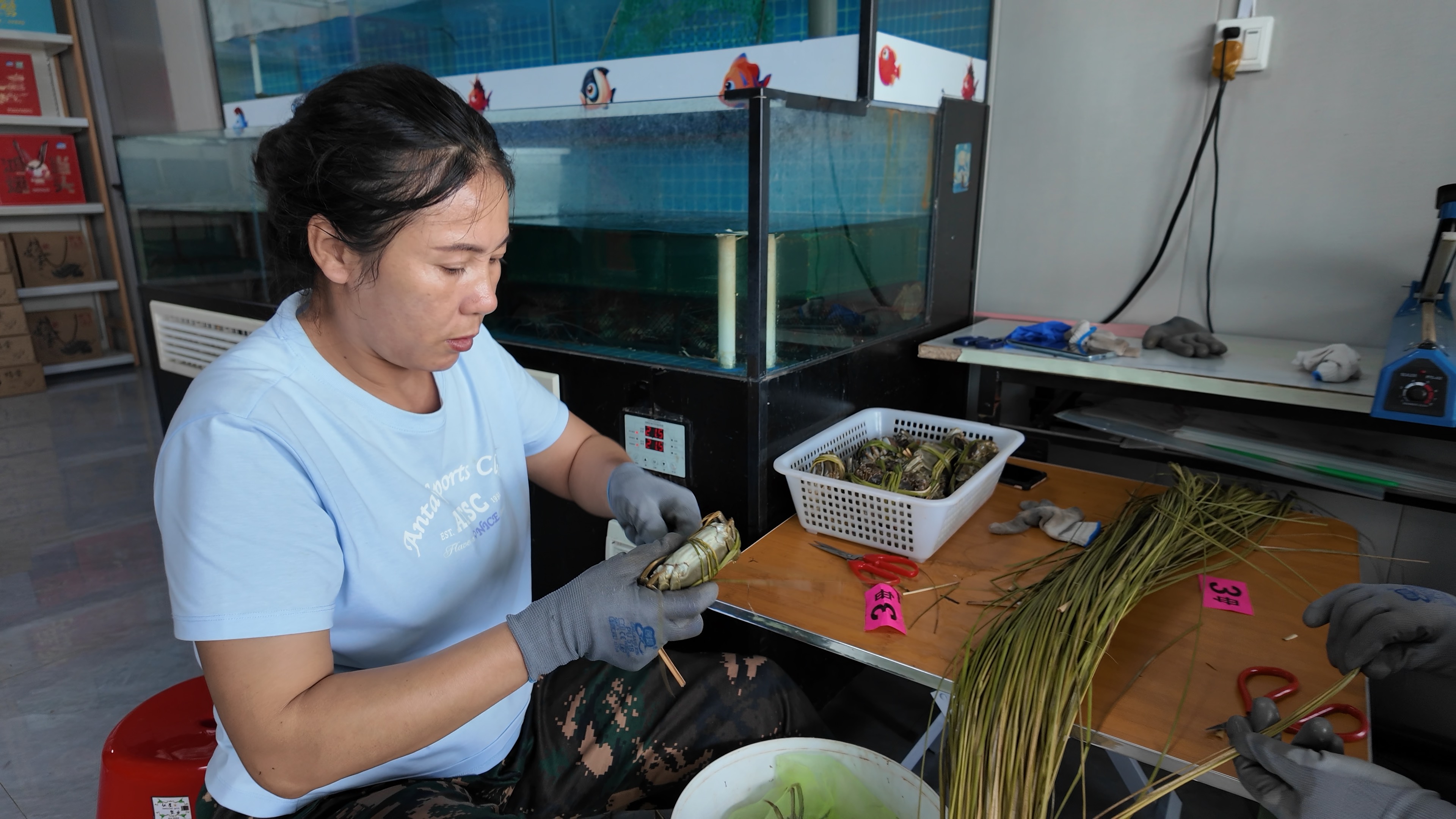 微山湖大闸蟹“打飞的”，消费者更快“蟹”逅这口鲜