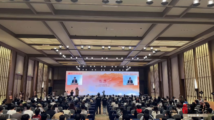 果然视频|“高山仰止”——新杏坛·大家讲启幕