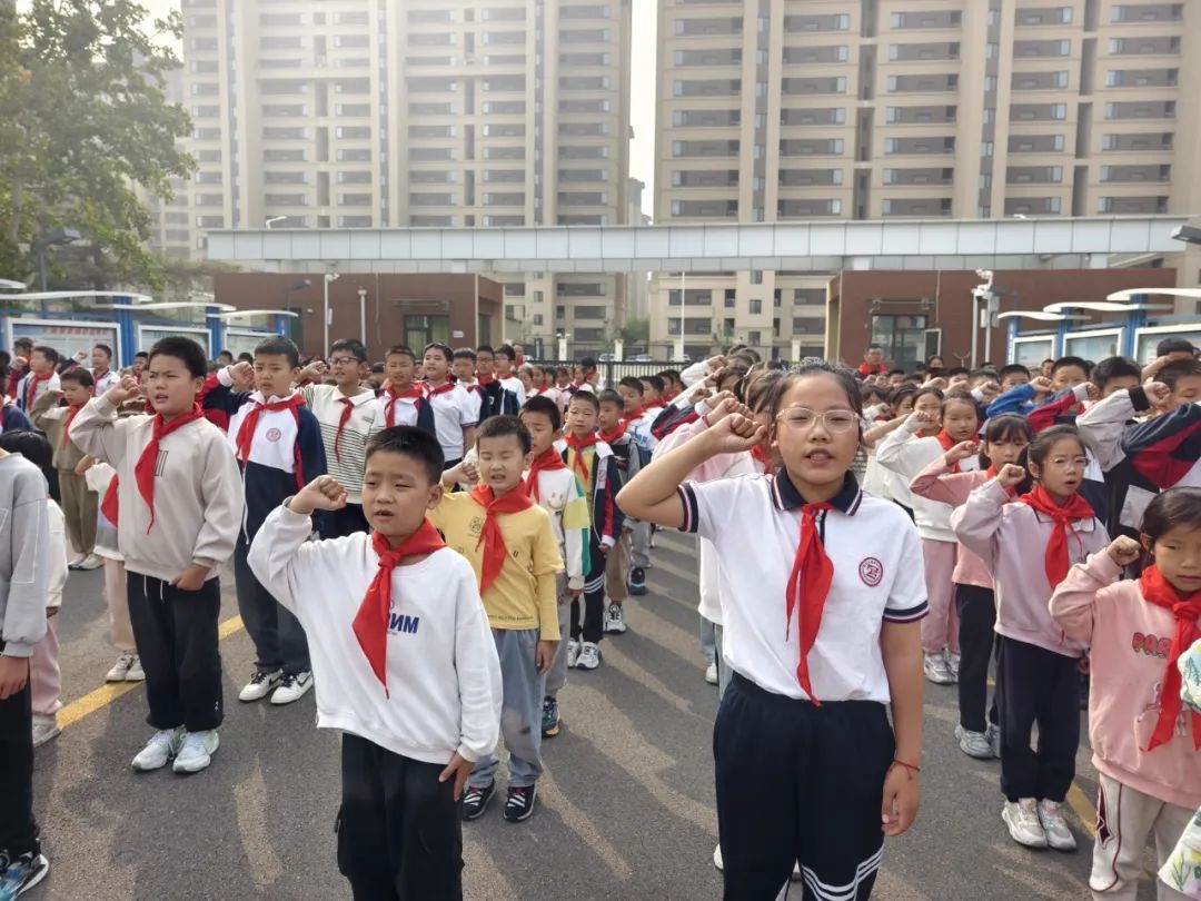 章丘鲁能实验小学图片