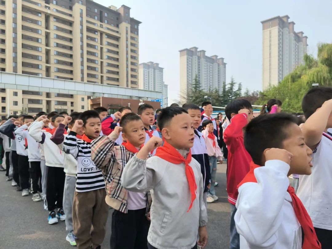 章丘鲁能实验小学图片