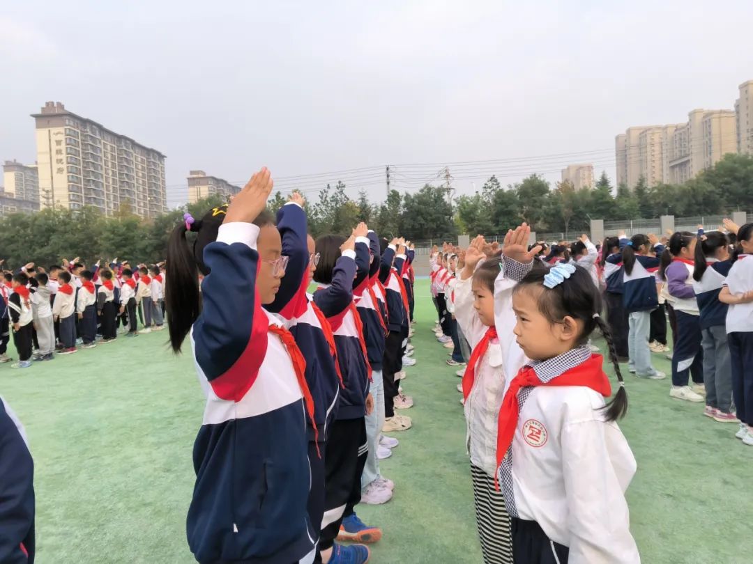 章丘鲁能实验小学图片