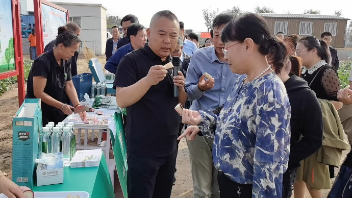 果然视频|潍坊萝卜已非常脆甜了，霜后的萝卜就像冰淇淋一样