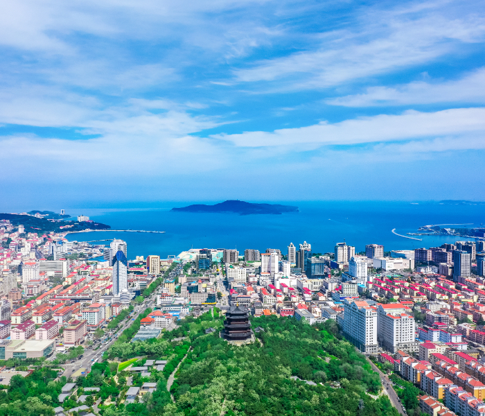 世界城市日是联合国首个以城市为主题的国际日，也是首个由中国政府倡议并成功设立的国际日。2014年10月31日，首届世界城市日全球启动仪式在上海举办。
据悉，此次活动是2024年中国和联合国人居署联合开展的城市发展领域最重要的会议活动，主题定为“共建人民城市，共享美好生活”。