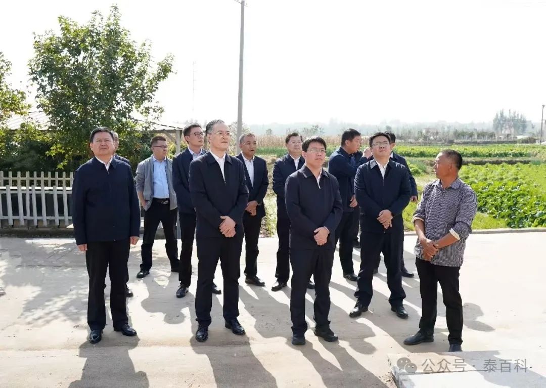 10月24日,泰安市委社会工作部部长,市委"两新"工委书记赵相鑫一行到