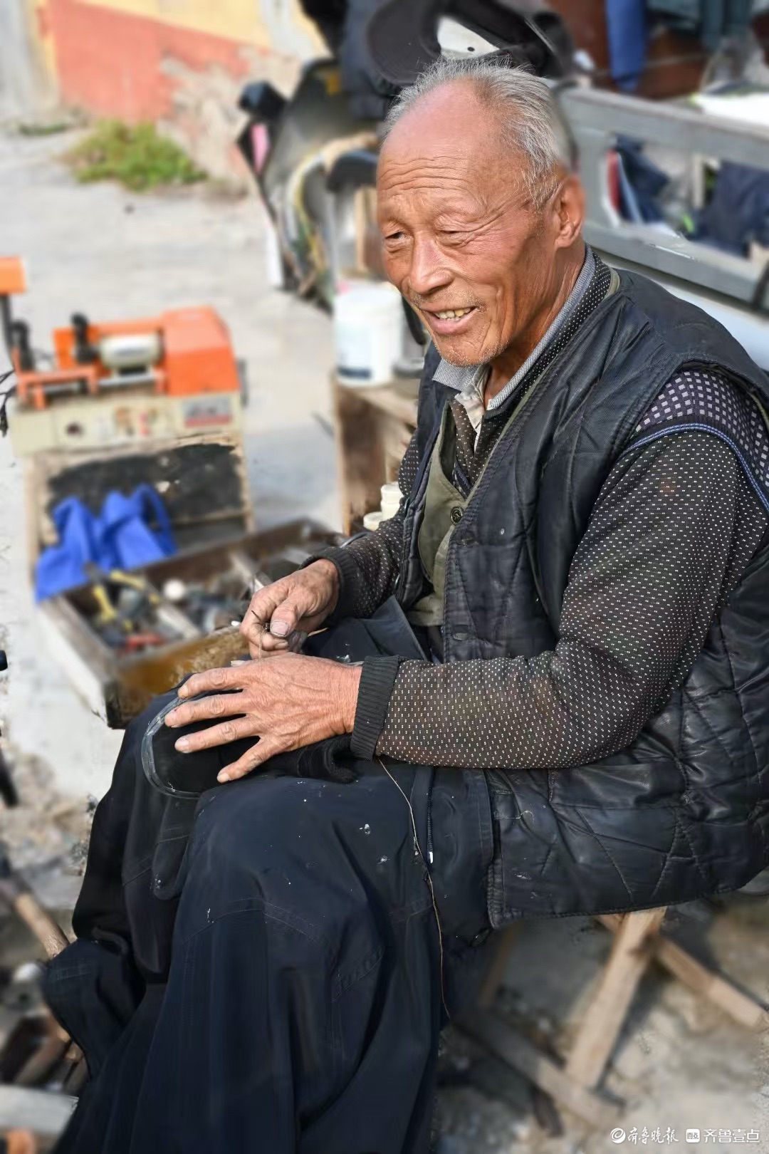 山东管理学院学生作品选登——村里的生计