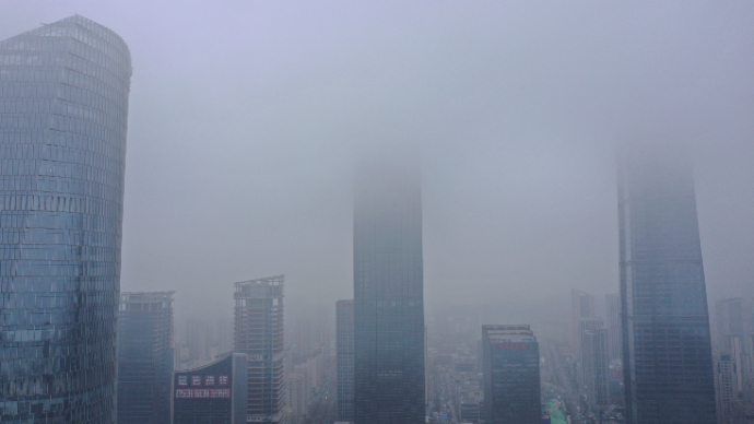  果然视频|云雾如此低垂，济南CBD高层建筑群美如仙境