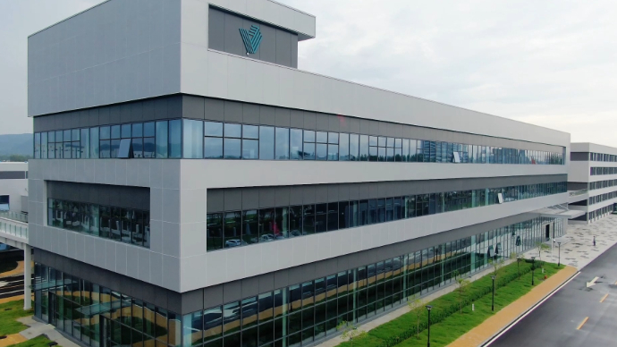 充电一刻行千里，一起探访枣庄这家动力电池制造基地