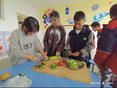 厨神小当家——东昌府区广平镇麻庄小学烹饪课纪实