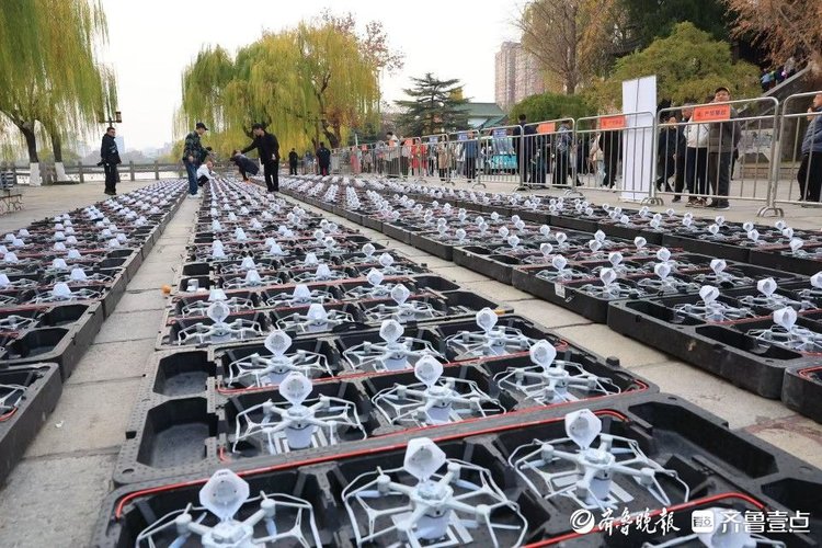 济南大明湖将呈现800架无人机灯光秀,庆祝齐鲁壹点上线十周年