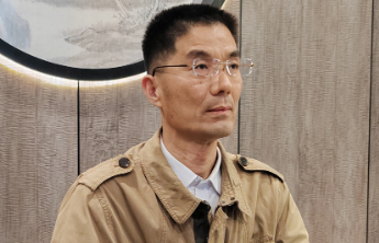 壹点十周年·回眸|“最美人墙”群体的八年：传递爱与善意