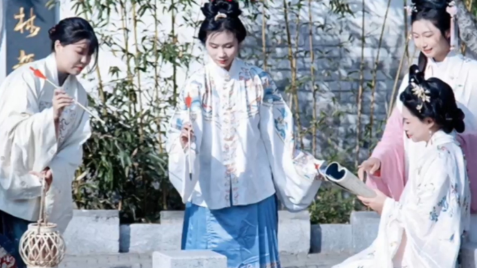 果然视频|冬季在烟台如何拍出汉服大片？汉服迷晒“秘籍”