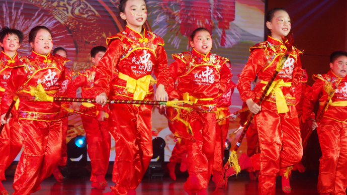 果然视频|山师二附中建大校区办学10周年，师生展示教育成果 