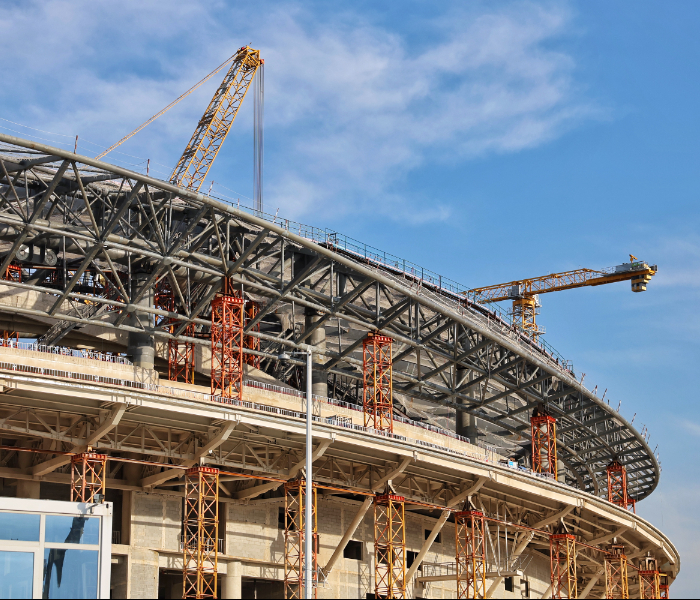 “深改在山东——全国主流媒体高质量发展调研行”由中共山东省委宣传部、中共山东省委网信办、中国晚报工作者协会指导，大众报业集团（大众日报社）主办，齐鲁晚报•齐鲁壹点、山东省新型智慧媒体重点实验室、山东省数字文化创新实验室承办，中共济南市委宣传部、中共聊城市委宣传部协办。全国主流媒体赴聊城、济南，深入信发集团、东阿阿胶、中国联通反诈中心、山东铁塔、科兴制药、济南黄河体育中心、济南明府城、济南跨黄隧道、济南轨道7号线数智指挥中心等一线调研点，用心感受山东发展的脉搏，用笔和镜头捕捉高质量发展的生动瞬间。