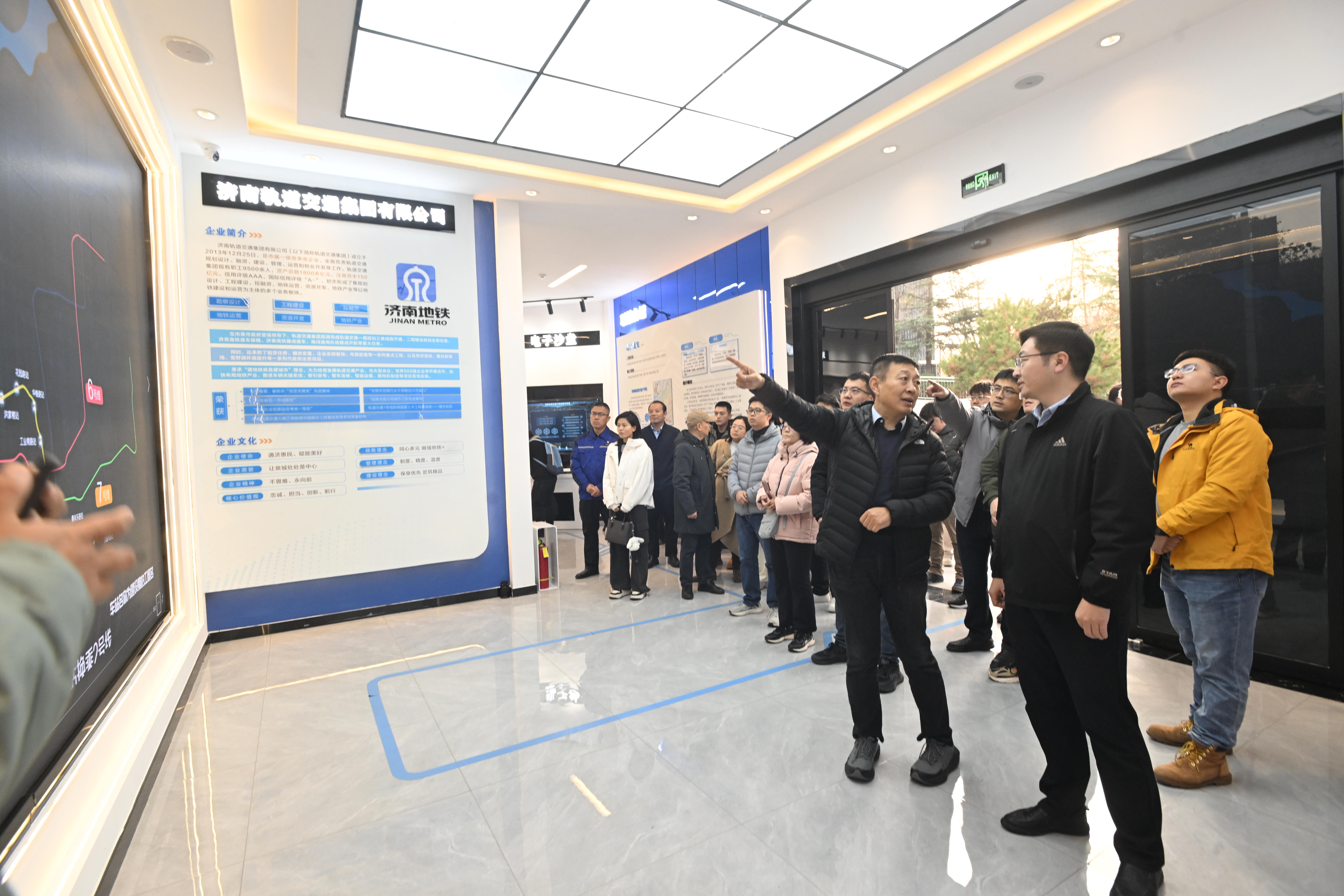 高质量发展山东行|水从哪来再回哪去，看济南怎么既建地铁又保泉