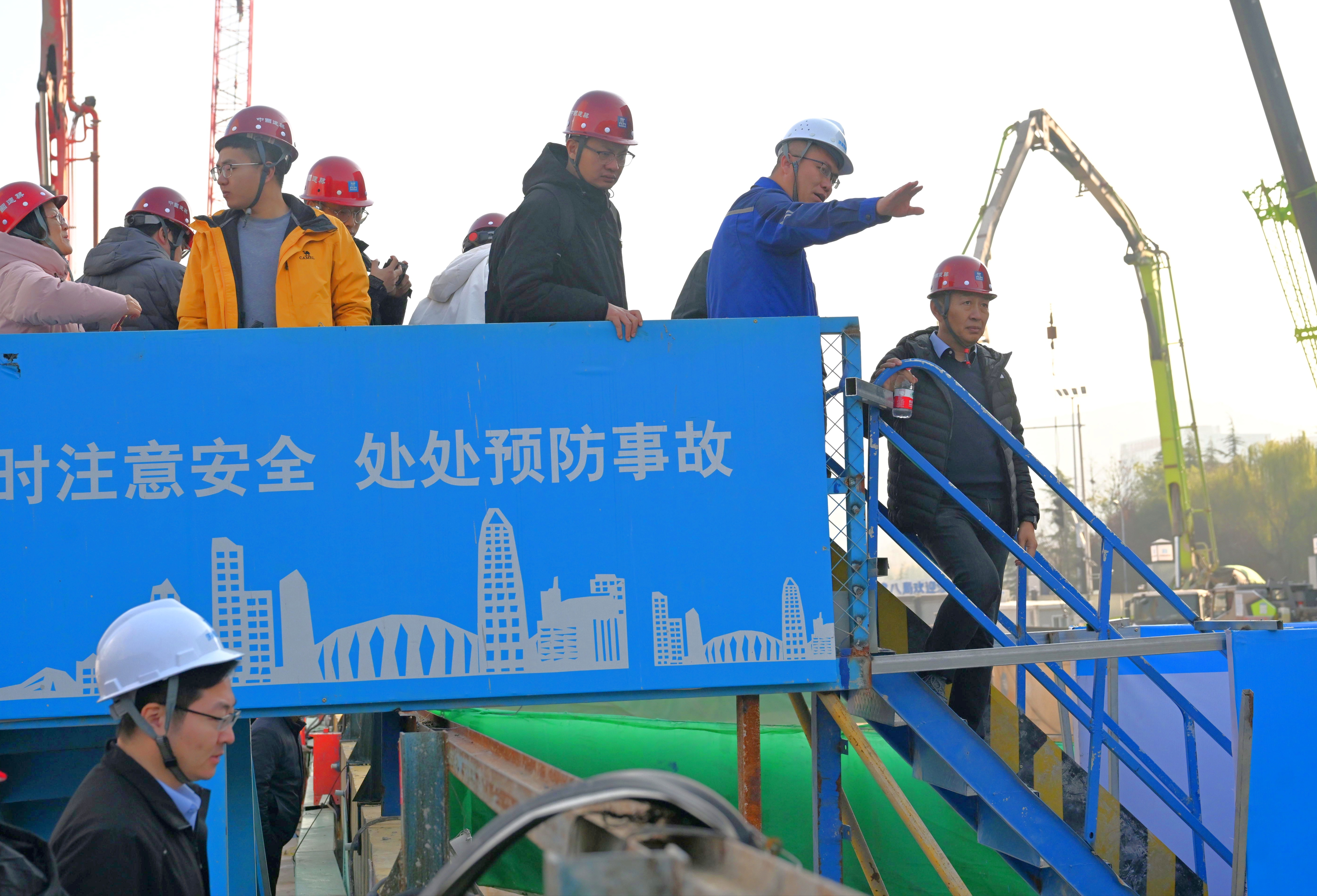 高质量发展山东行|穿山跨河保泉！济南轨道交通建设的“数”与“智”