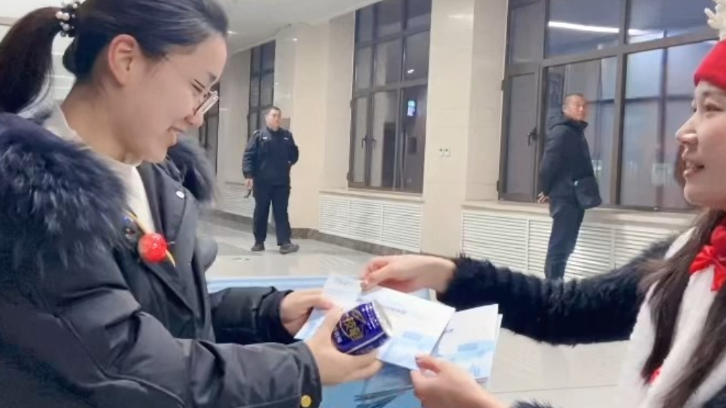 果然视频｜烟台文旅跨海宠粉，游客被“种草”烟台苹果和海肠捞饭