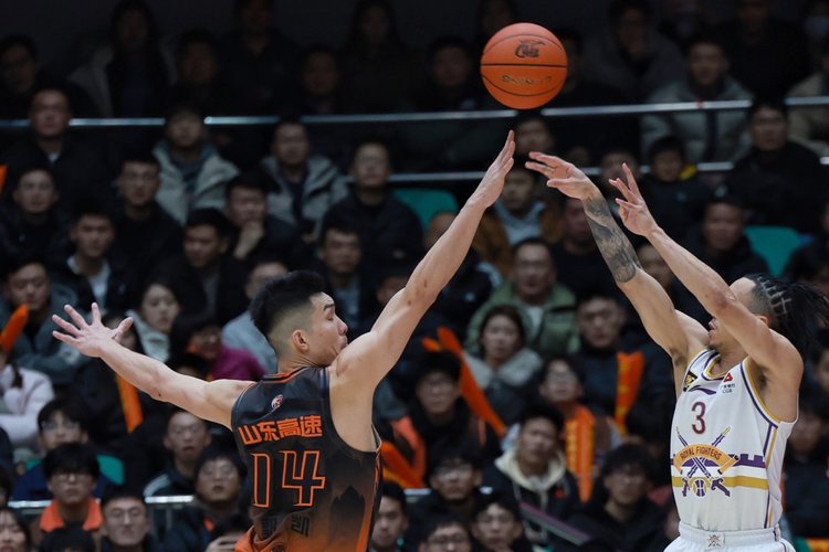 图集|济南赛区首战告捷,山东高速男篮103:93战胜北京控股