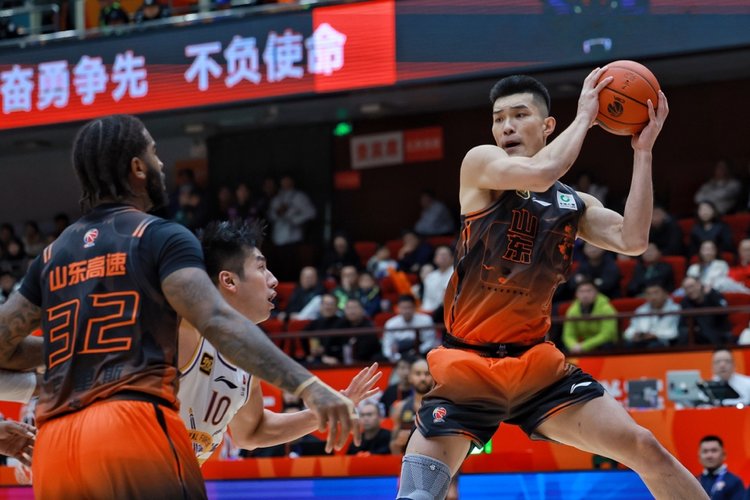 图集|济南赛区首战告捷,山东高速男篮103:93战胜北京控股