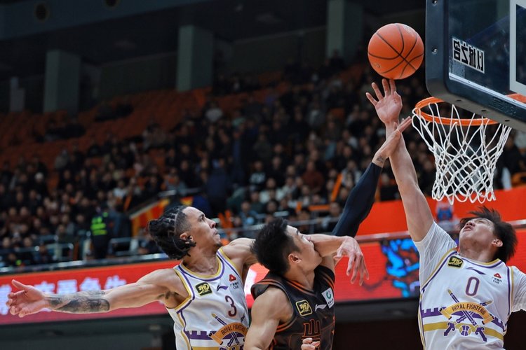 图集|济南赛区首战告捷,山东高速男篮103:93战胜北京控股