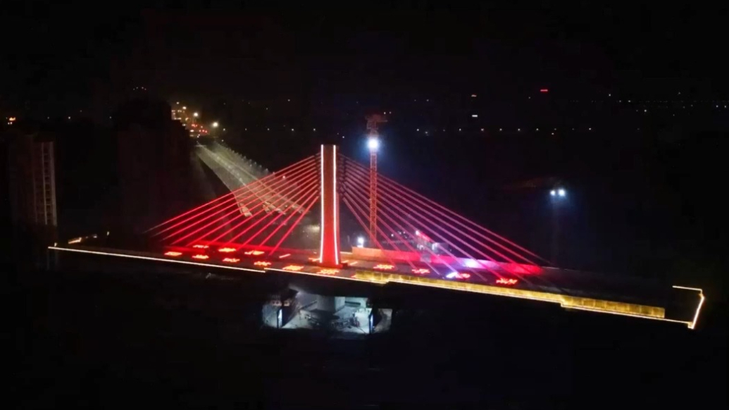 果然视频|13秒沉浸式感受国内最重单体矮塔斜拉转体桥在潍亮相