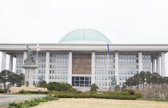 韩国国会向宪法法院提交总统尹锡悦弹劾声明
