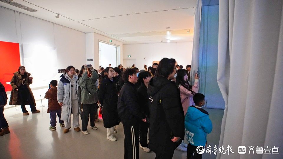 火！济南国际双年展人气爆表，首周末参观人数突破3.8万